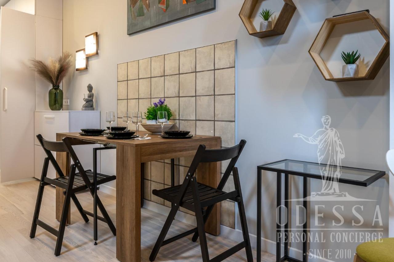 City Center New House オデッサ エクステリア 写真